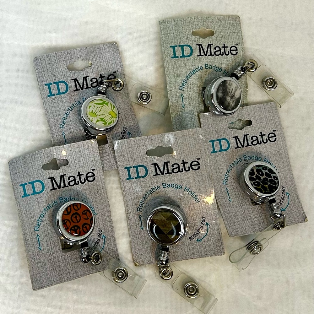 Bundle of 5 ID Mate Retractable Badge Holders Rotates 360°